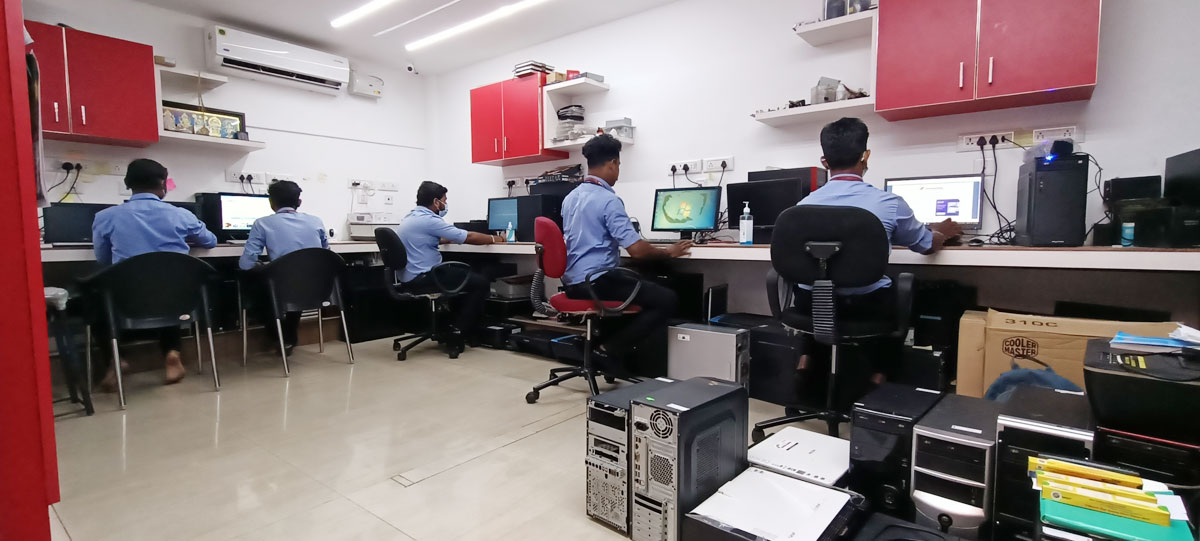Laptop service, Desktop service, cctv service, smartphone service Irinjalakuda
